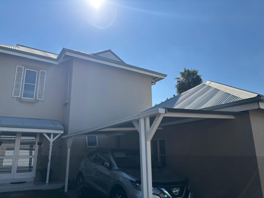 2 Bedroom Property for Sale in Waterval East North West